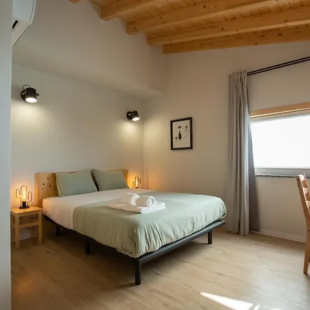 Casa Dos Gatos * Лориньян